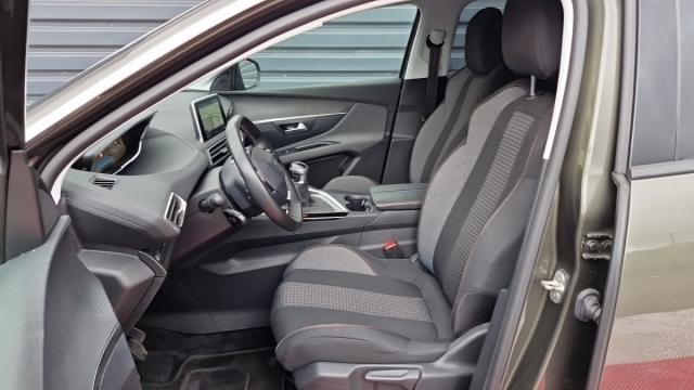 Peugeot 3008 image 1