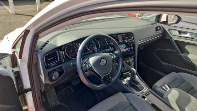 Volkswagen Golf image 2