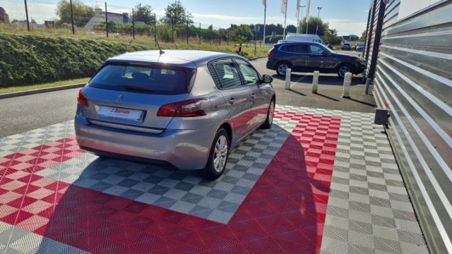 Peugeot 308 image 6