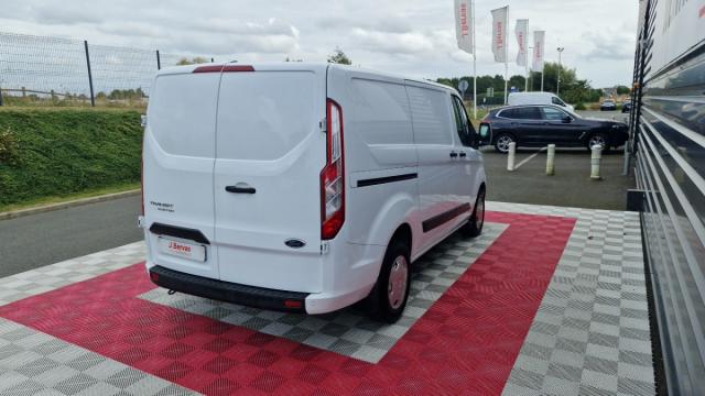 Ford Transit Custom image 2