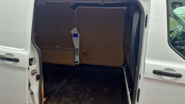 Ford Transit Custom image 3