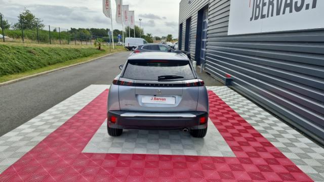 Peugeot 2008 image 8