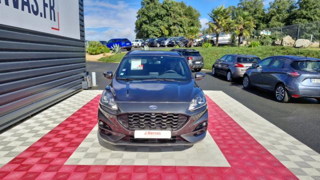 Ford Kuga image 3