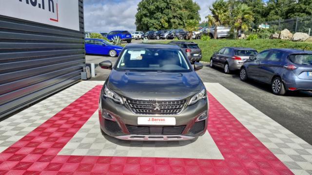 Peugeot 3008 image 3