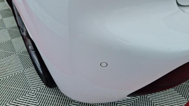 Peugeot 208 image 2