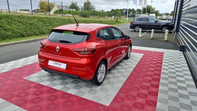 Renault Clio image 2