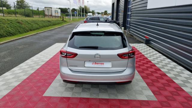 Opel Insignia Sports Tourer image 8