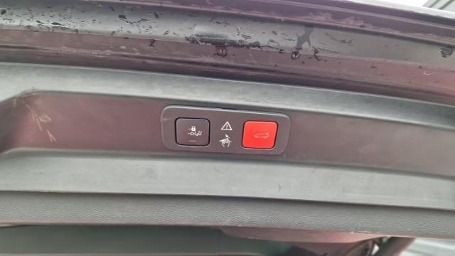 Peugeot 5008 image 3