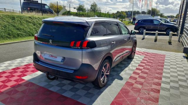 Peugeot 5008 image 7