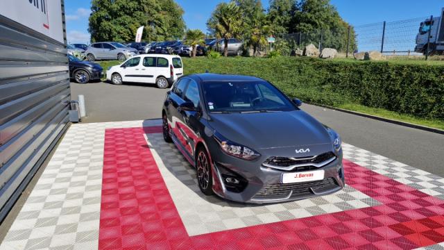 Kia Ceed image 1