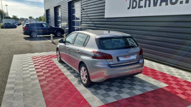 Peugeot 308 image 6