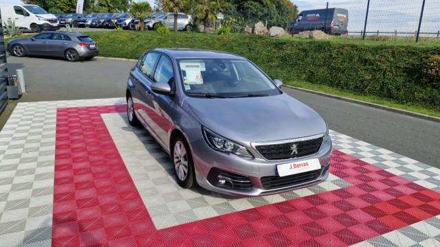 Peugeot 308 image 1