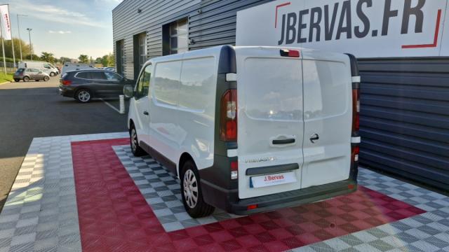Nissan Primastar image 4
