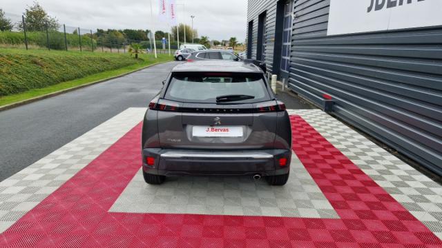 Peugeot 2008 image 3