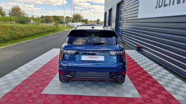 Lynk & Co 01 image 8