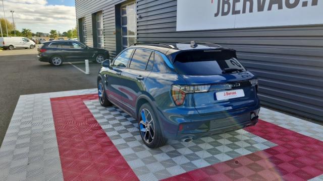 Lynk & Co 01 image 3