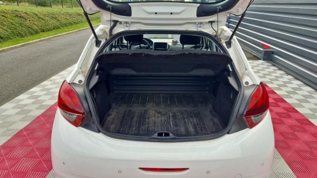 Peugeot 208 Affaire image 1