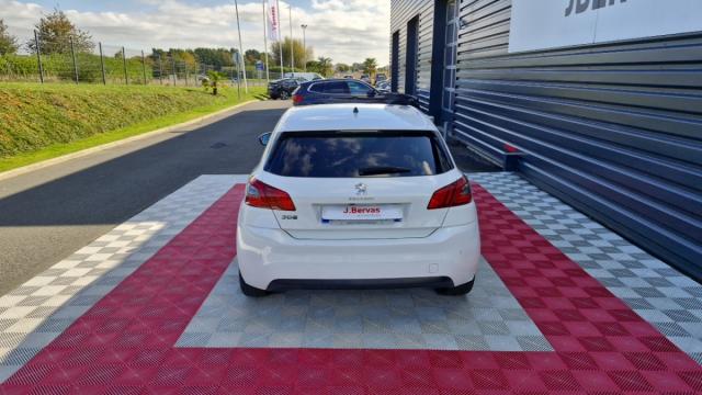 Peugeot 308 image 6