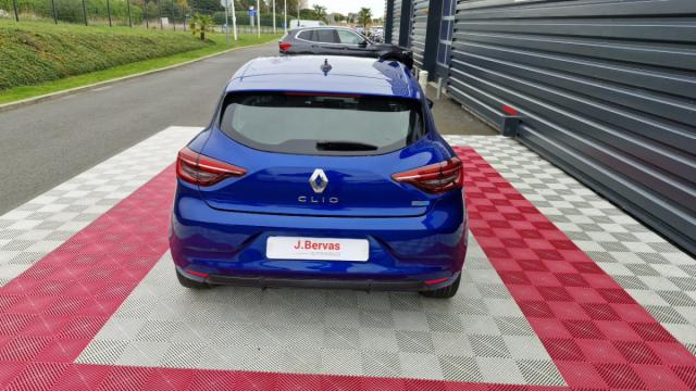 Renault Clio image 1
