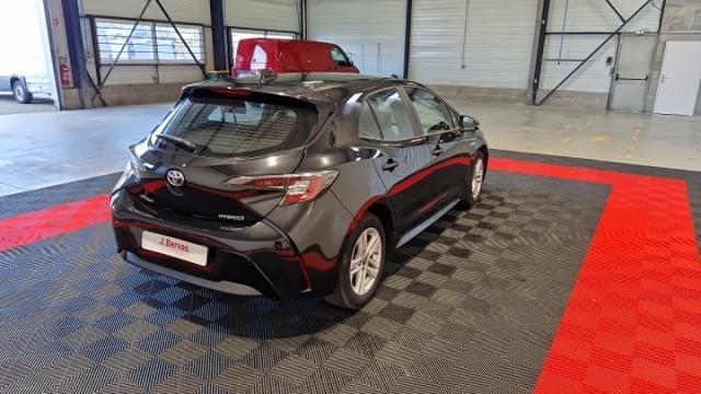 Toyota Corolla image 9
