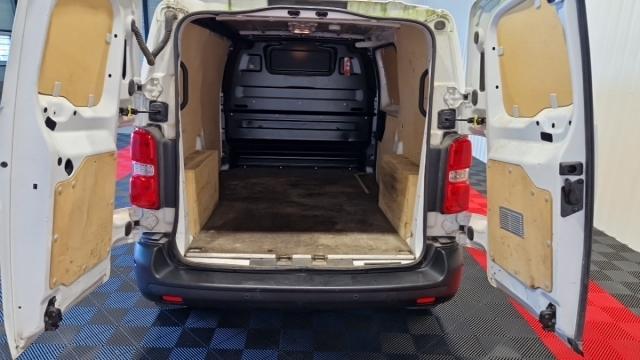 Citroen Jumpy image 8