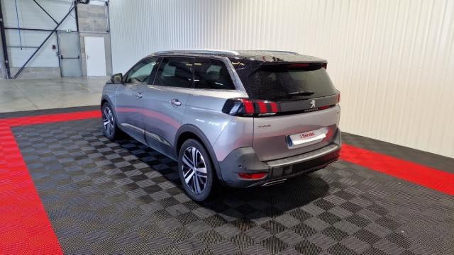 Peugeot 5008 image 1