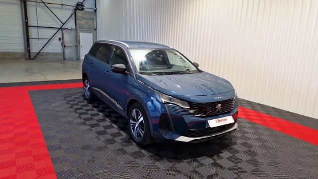 Peugeot 5008 image 2