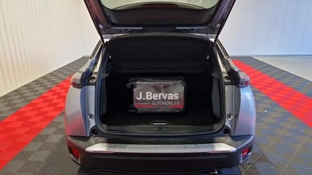 Peugeot 2008 image 3