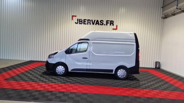 Renault Trafic image 9