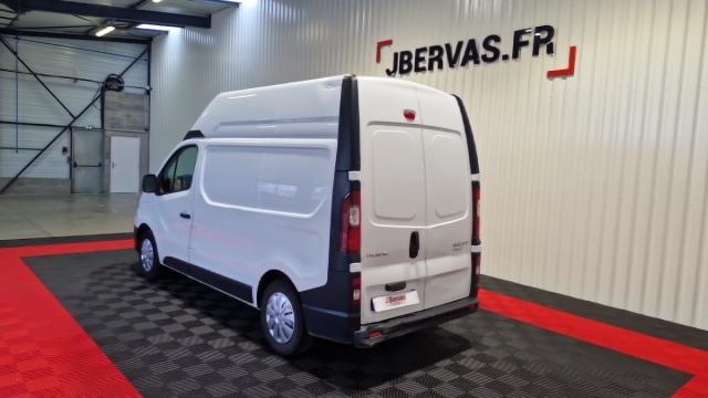 Renault Trafic image 1