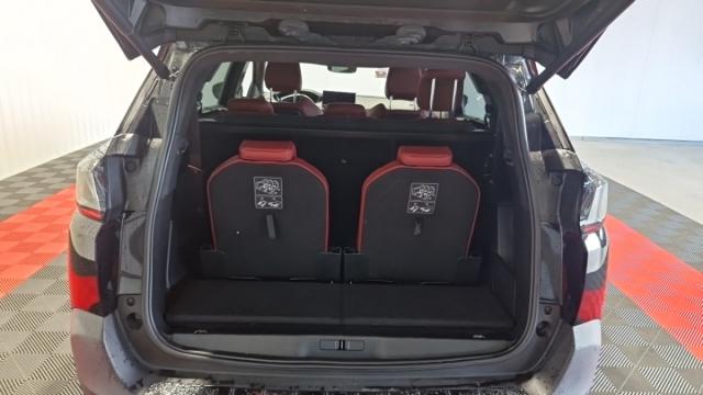 Peugeot 5008 image 8