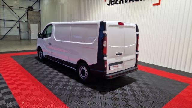 Renault Trafic image 4