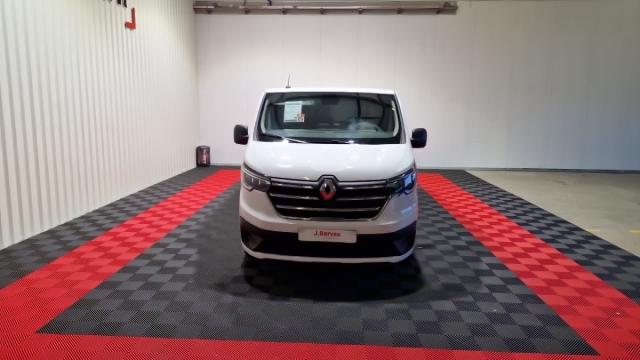 Renault Trafic image 1