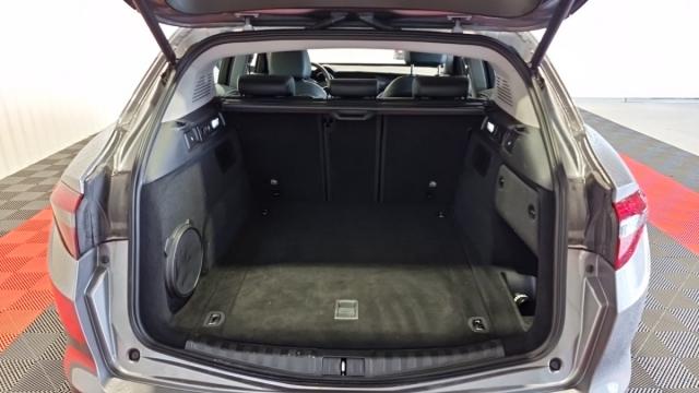 Alfa Romeo Stelvio image 7