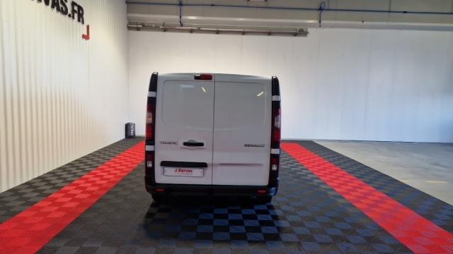Renault Trafic image 2