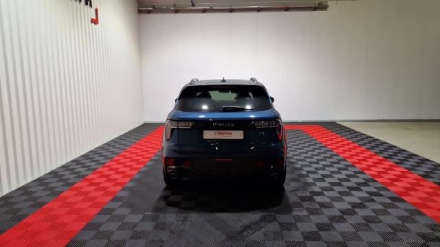 Lynk & Co 01 image 8