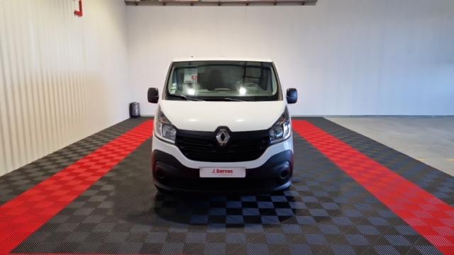 Renault Trafic image 2