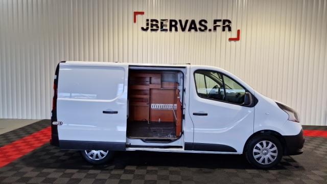 Renault Trafic image 1
