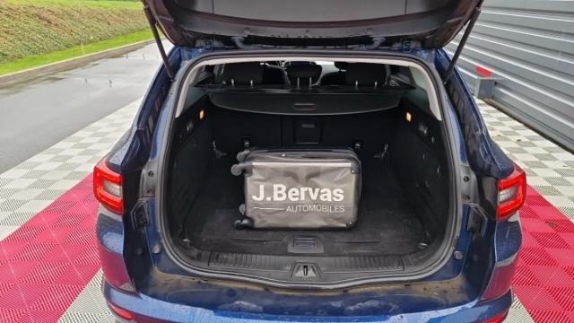 Renault Talisman Estate image 2