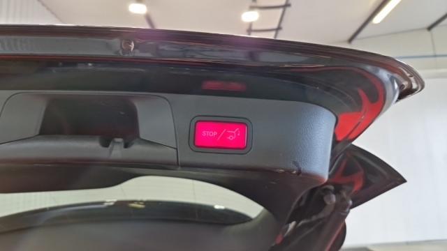 Mercedes Benz Glb image 6