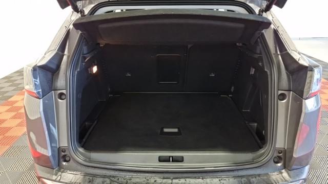 Peugeot 3008 image 1