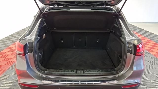 Mercedes Benz Gla image 1