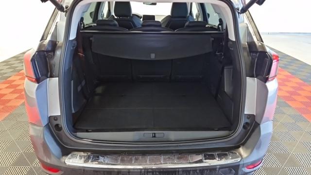Peugeot 5008 image 3