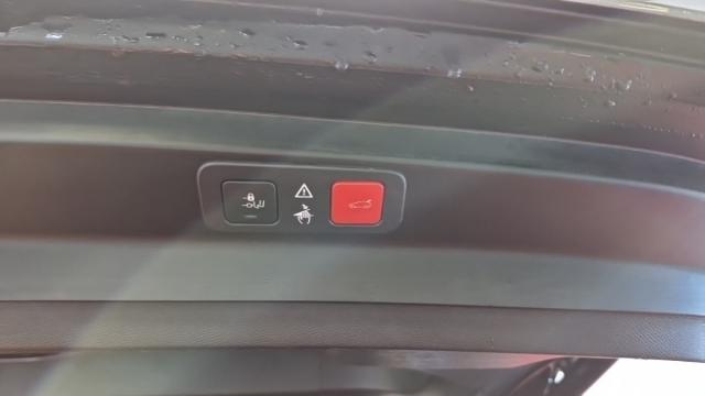 Peugeot 5008 image 4