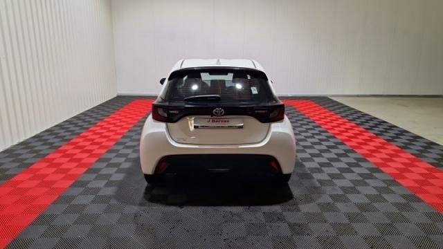 Toyota Yaris image 9