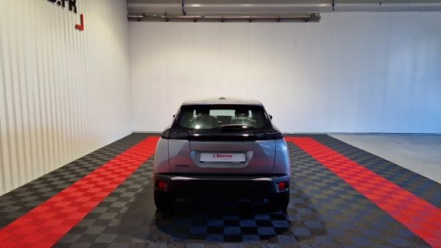 Peugeot 2008 image 8