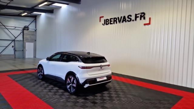 Renault Mégane E-Tech image 1