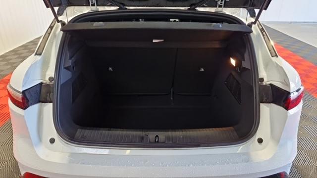 Renault Mégane E-Tech image 8