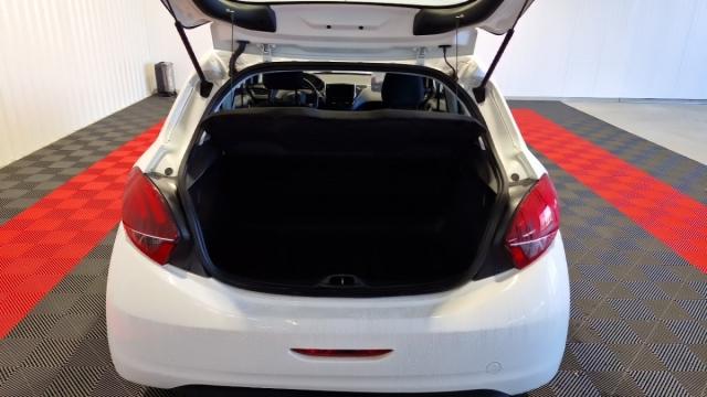 Peugeot 208 Affaire image 3