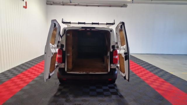 Citroen Jumpy image 2